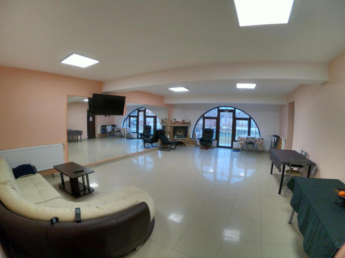 Hotel Anuta Breaza  Zewnętrze zdjęcie